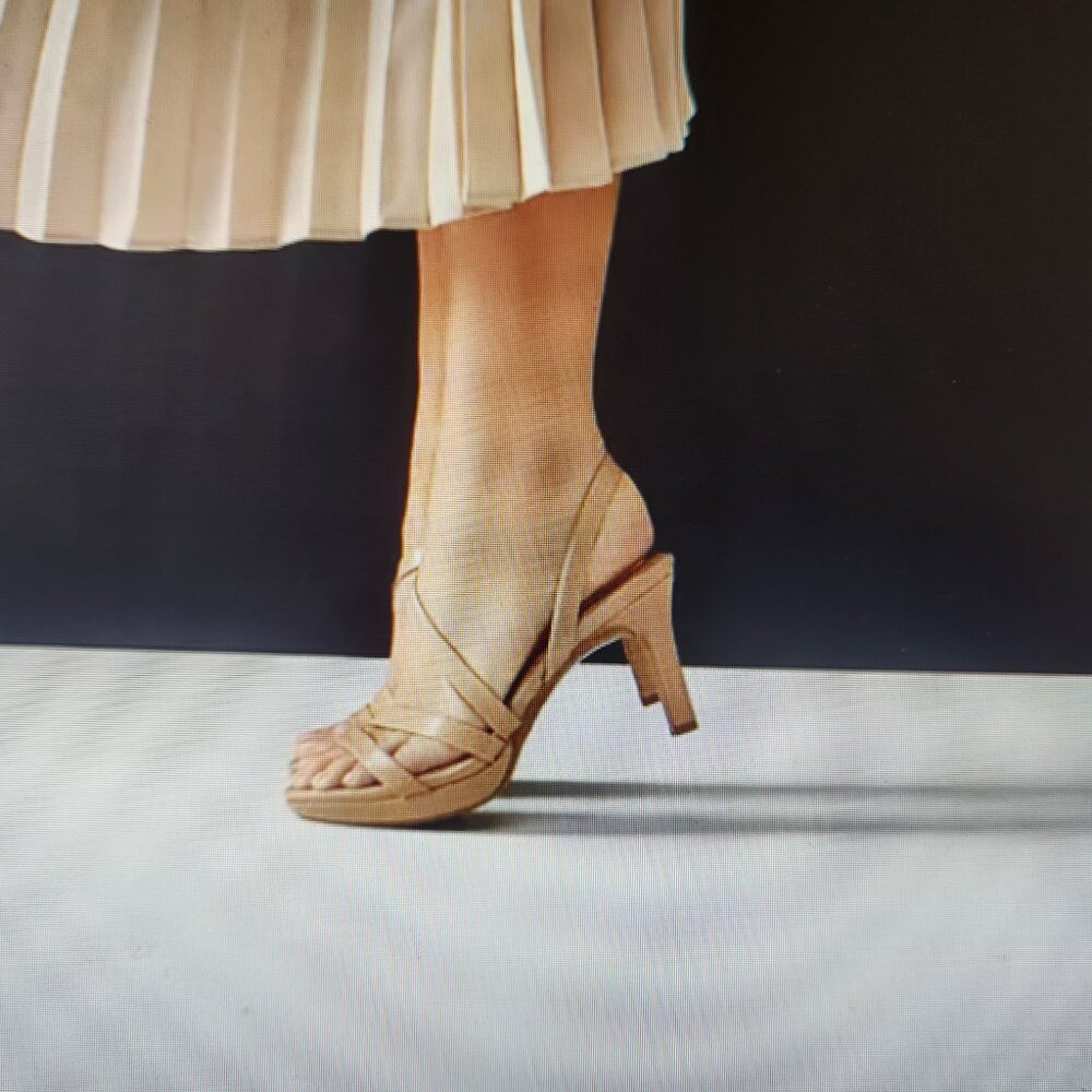 Naturalizer Beige Strappy Heeled Sandals